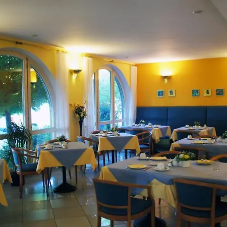 Hotel Am Buschkrugpark Berlijn